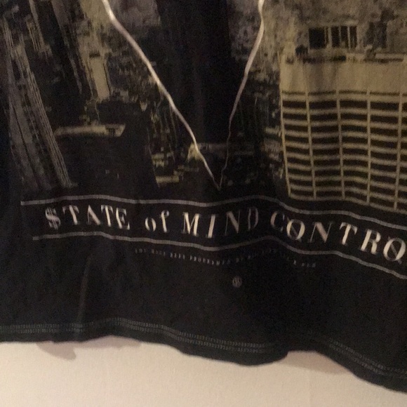 Designer Mark Ecko Empire State of mind control artsy tee - Picture 3 of 5